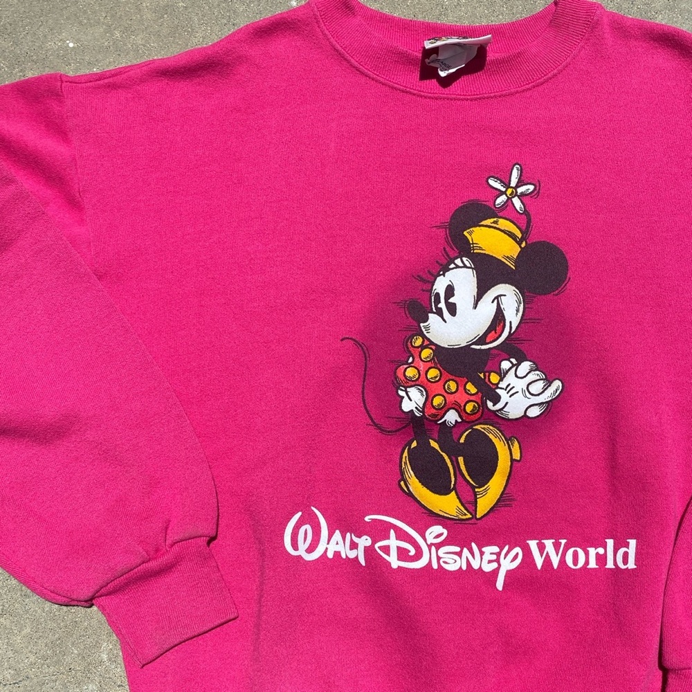 Vintage 90s Minnie Mouse Disney pink crewneck